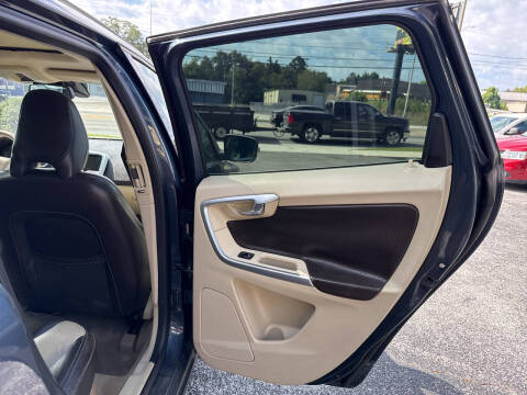 2011 Volvo XC60 3.2 R-Design