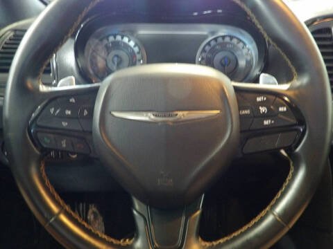 2016 Chrysler 300