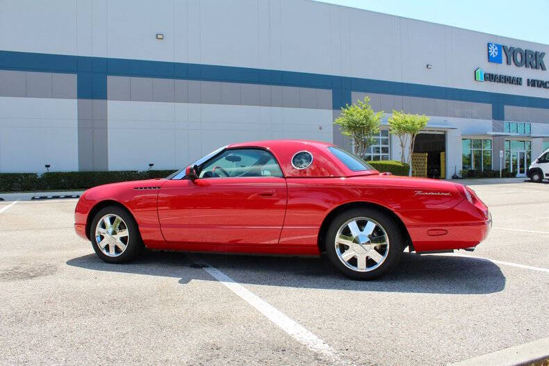 2002 Ford Thunderbird Deluxe