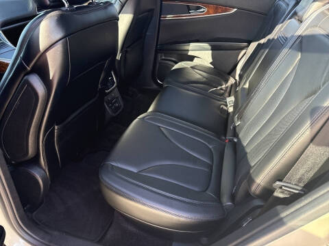 2016 Lincoln MKX Select