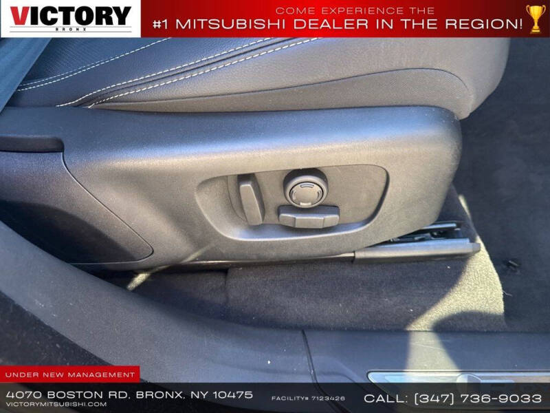 2022 Land Rover Range Rover Velar P250 R-Dynamic S