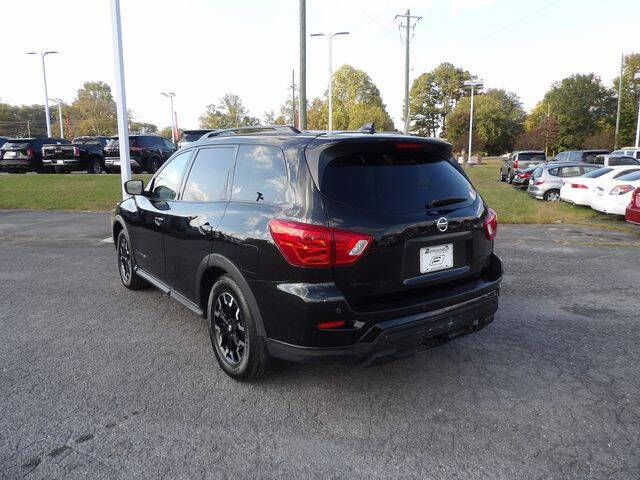 2019 Nissan Pathfinder SV