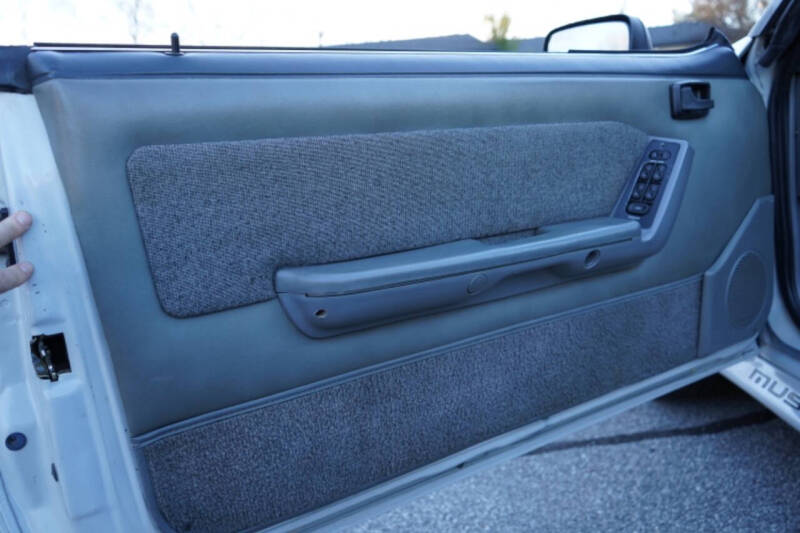 1989 Ford Mustang