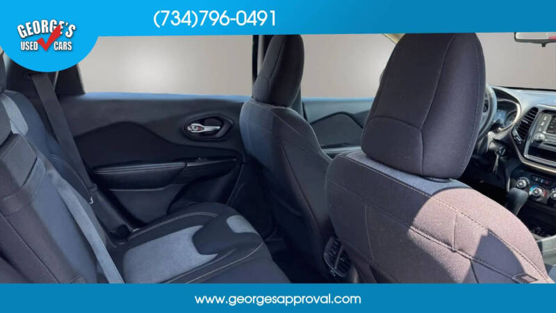2014 Jeep Cherokee Sport