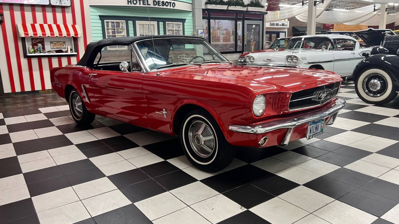 1965 Ford Mustang 4