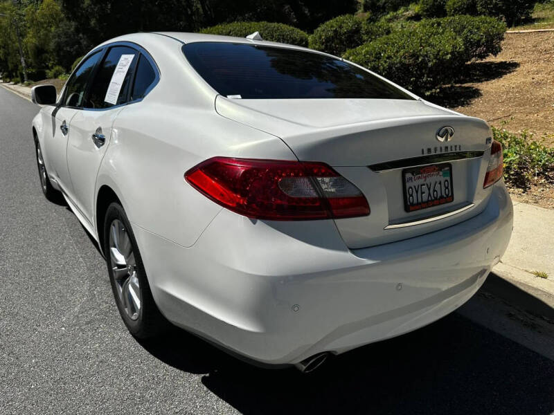 2013 Infiniti M37