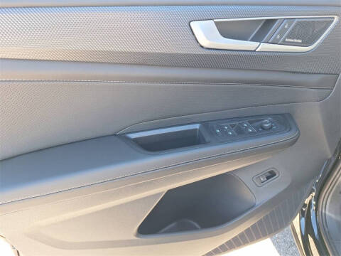 2026 Volkswagen Atlas Cross Sport SEL Premium R-Line 4Motion