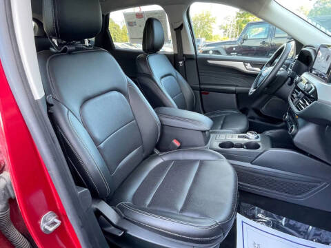 2022 Ford Escape SEL