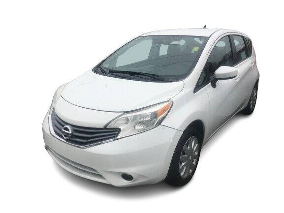 White 2016 Nissan Versa Note SV SV 4dr Hatchback 2