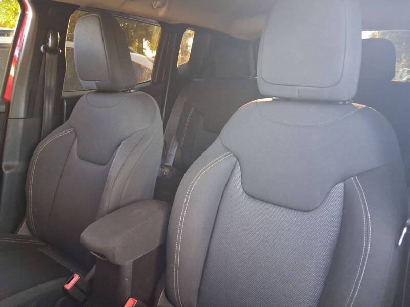 2020 Jeep Renegade Jeepster