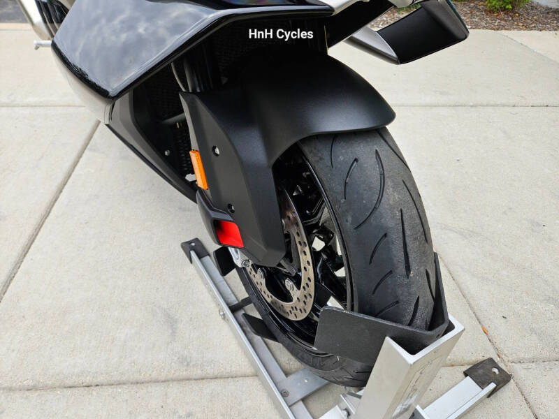 2026 BMW S 1000 RR