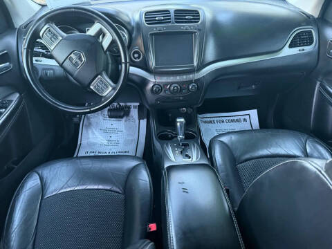 2018 Dodge Journey Crossroad