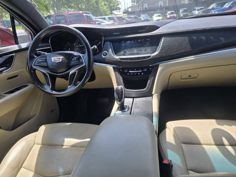 2018 Cadillac XT5 Luxury