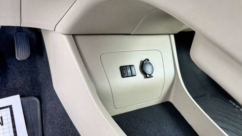 2012 Toyota Prius Four