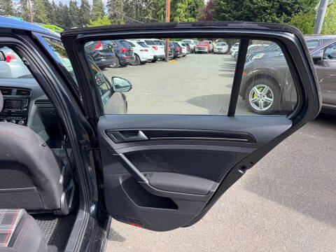 2015 Volkswagen Golf GTI S