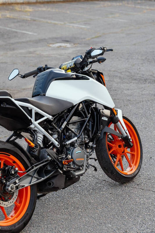 2021 KTM 200 Duke