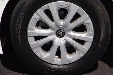 2019 Toyota Prius LE