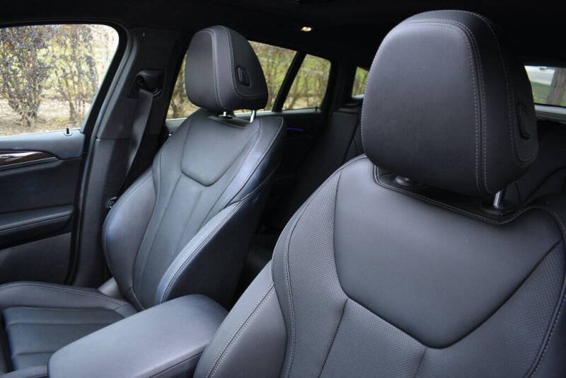 2024 BMW X4 xDrive30i