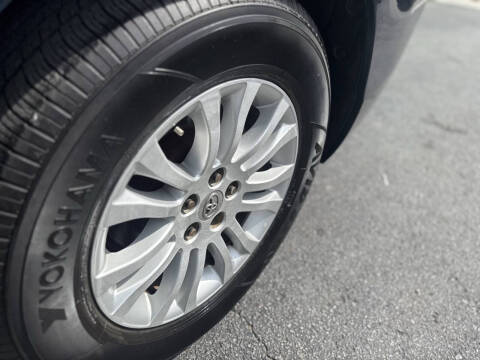2012 Toyota Sienna XLE 8-Passenger