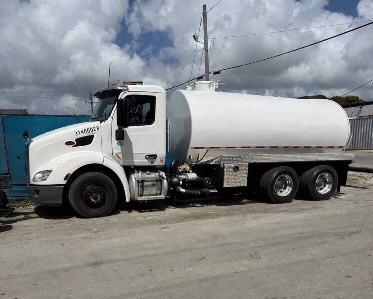 2021 Peterbilt 579
