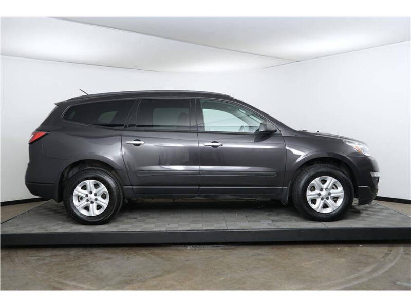 2016 Chevrolet Traverse LS