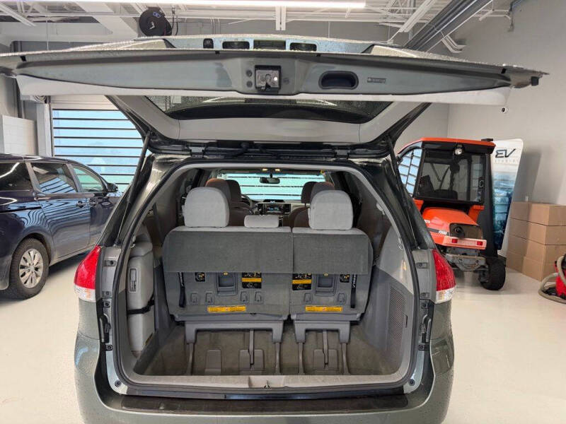 2014 Toyota Sienna