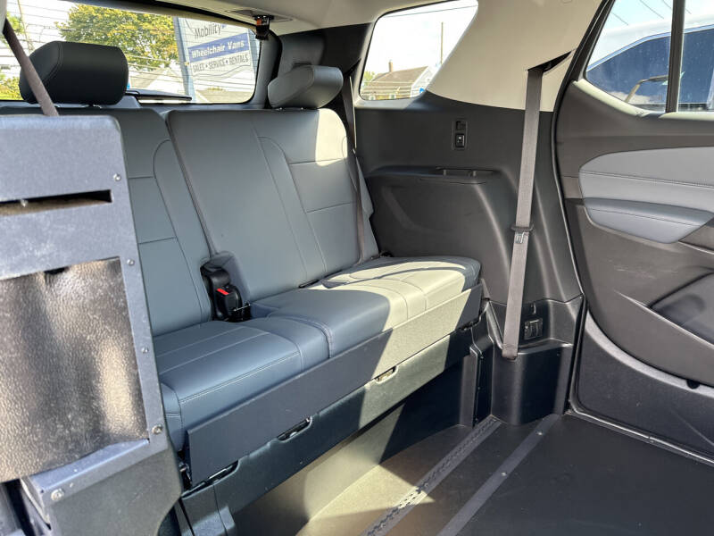 2021 Chevrolet Traverse LT Leather