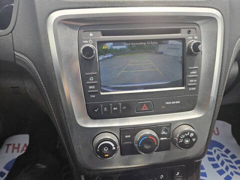 2013 GMC Acadia SLE-2
