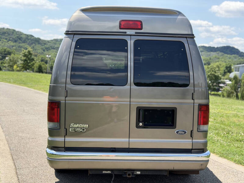 2003 Ford E-Series E-150