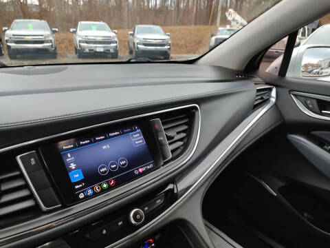 2020 Buick Enclave Essence