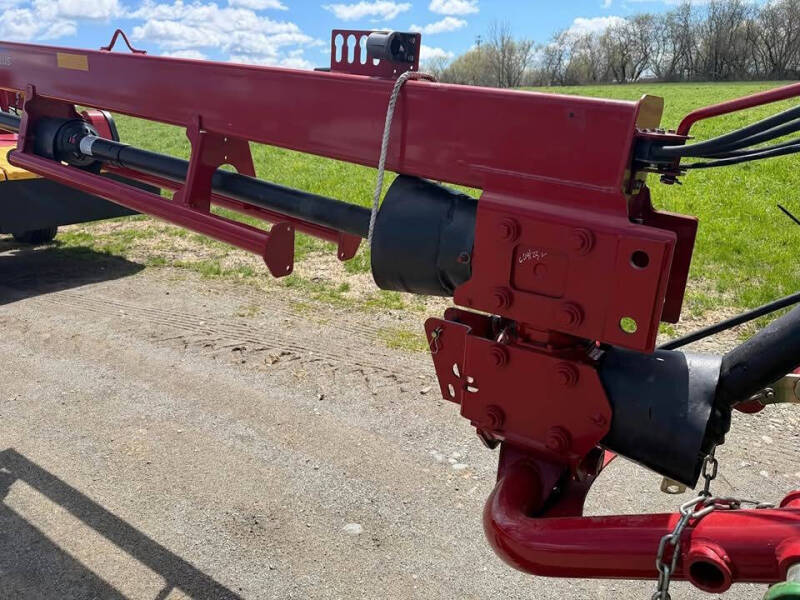2023 New Holland Discbine 312 Plus
