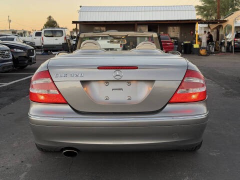 2005 Mercedes-Benz CLK CLK 320