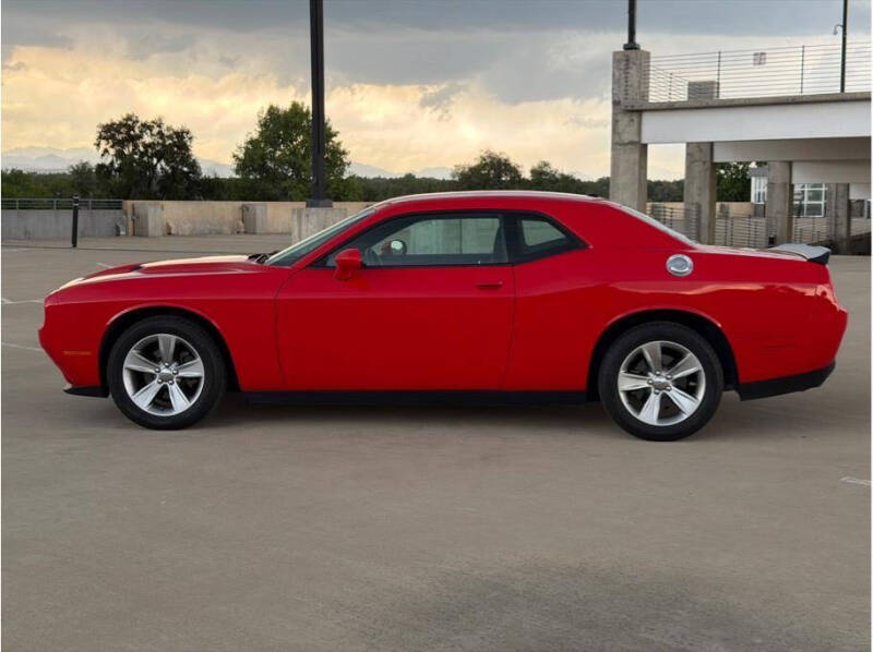 2016 Dodge Challenger SXT