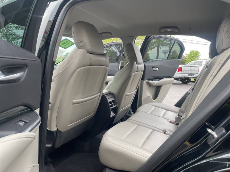 2019 Cadillac XT4 Premium Luxury