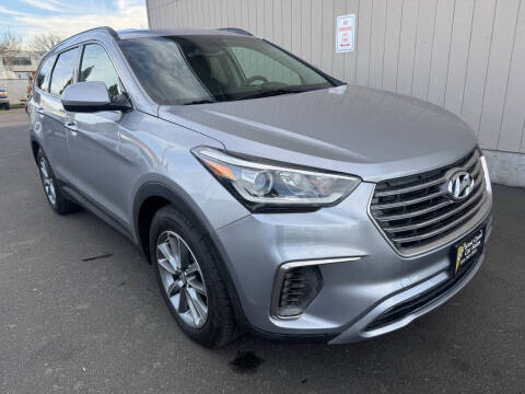 2017 Hyundai Santa Fe SE