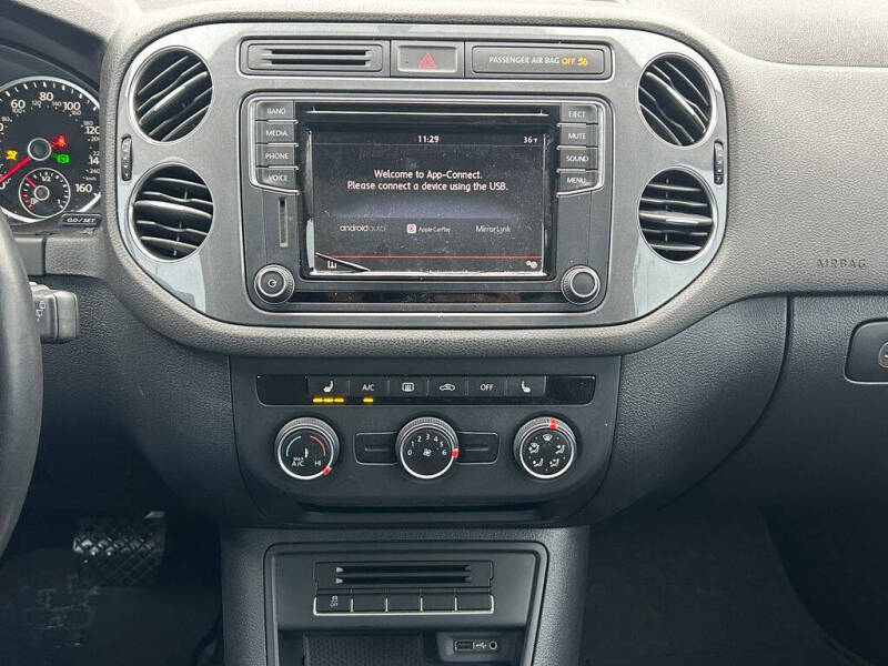 2017 Volkswagen Tiguan 2.0T Wolfsburg Edition