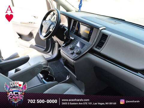 2017 Toyota Sienna