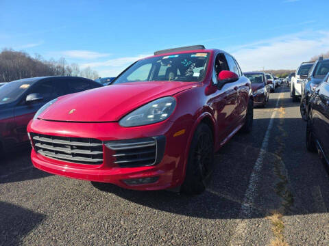 2016 Porsche Cayenne GTS