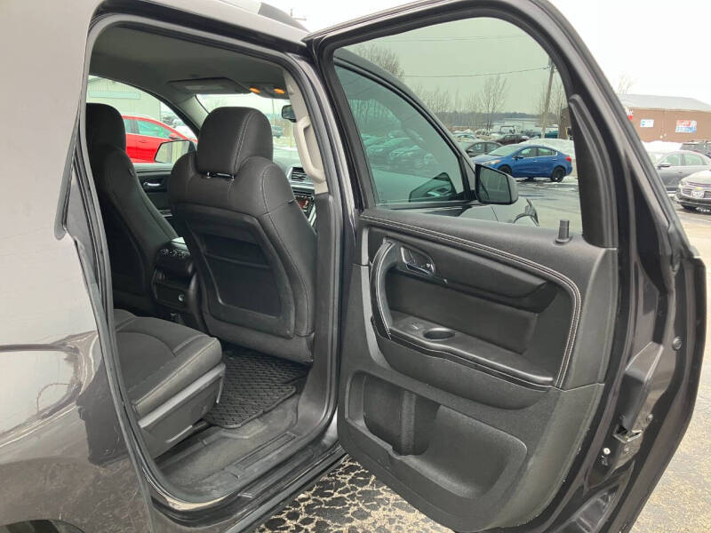 2015 GMC Acadia SLE-2