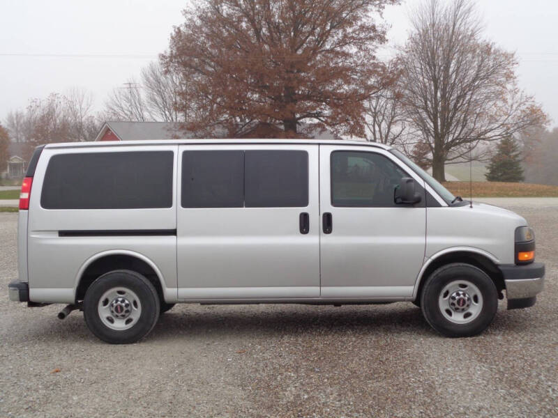 2017 GMC Savana LT 3500