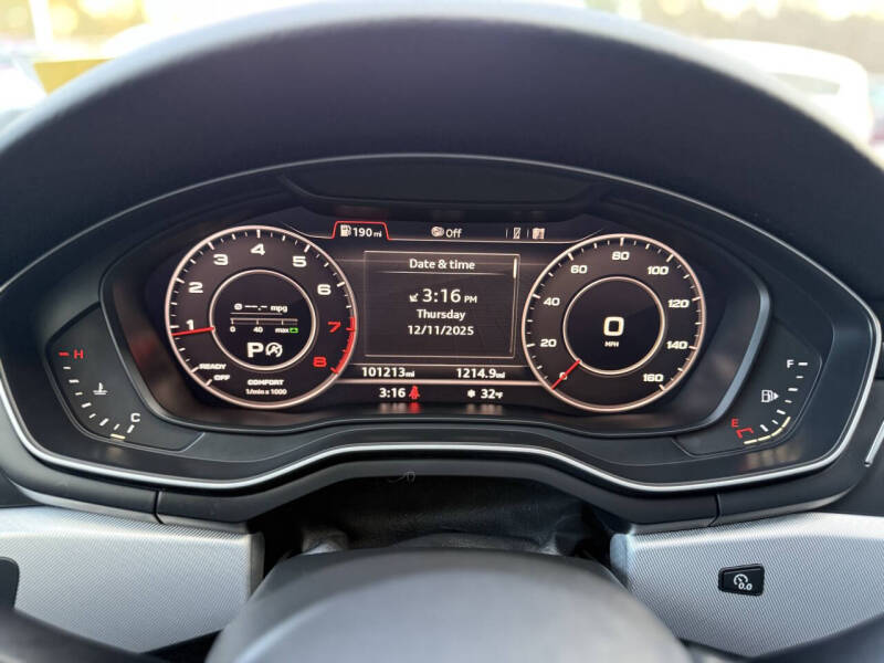 2017 Audi A4 2.0T quattro Premium Plus