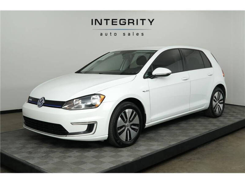 2016 Volkswagen e-Golf SE