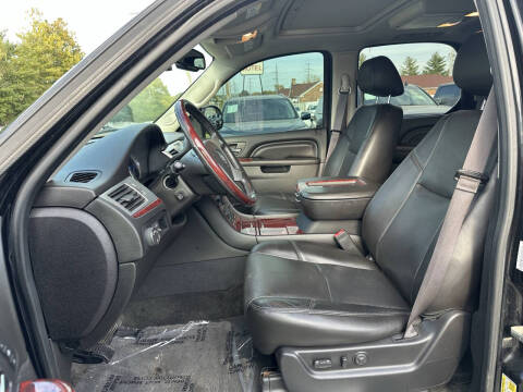 2013 Cadillac Escalade Luxury