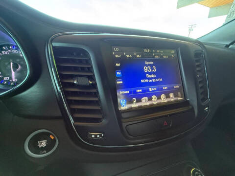 2016 Chrysler 200