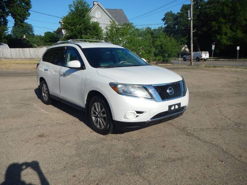 2014 Nissan Pathfinder for sale at Perfection Auto Detailing & Wheels in Bloomington IL