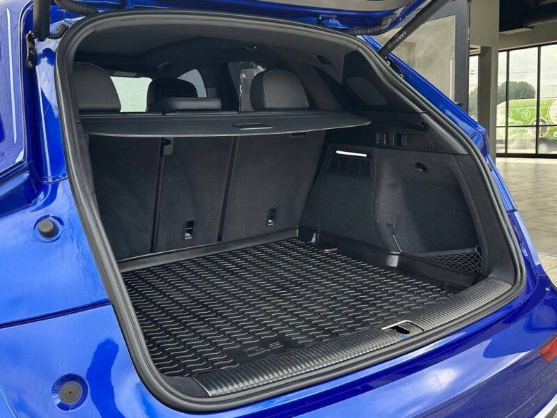 2022 Audi SQ5 3.0T quattro Premium Plus