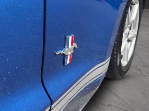 2017 Ford Mustang V6