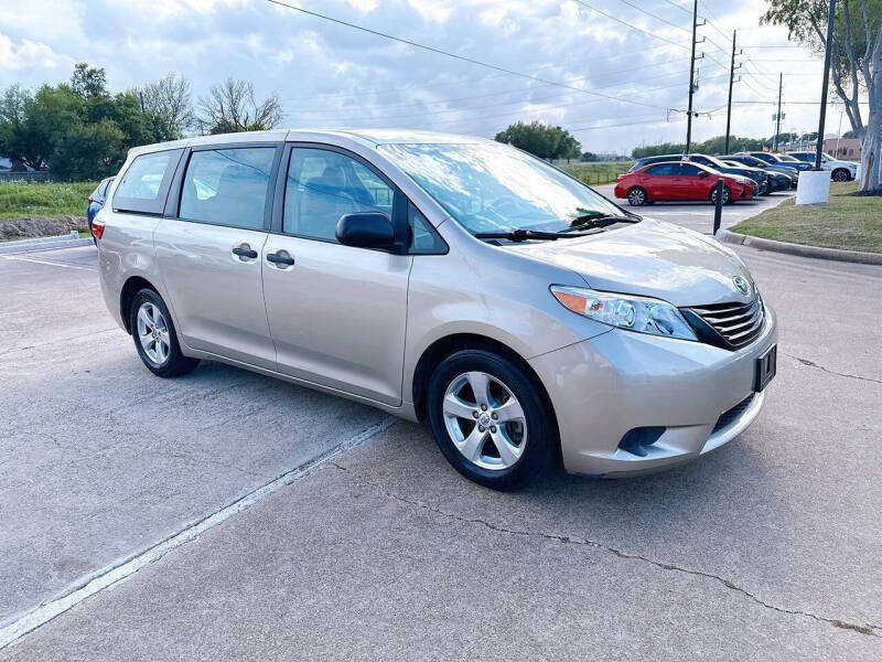 2017 Toyota Sienna L 7-Passenger