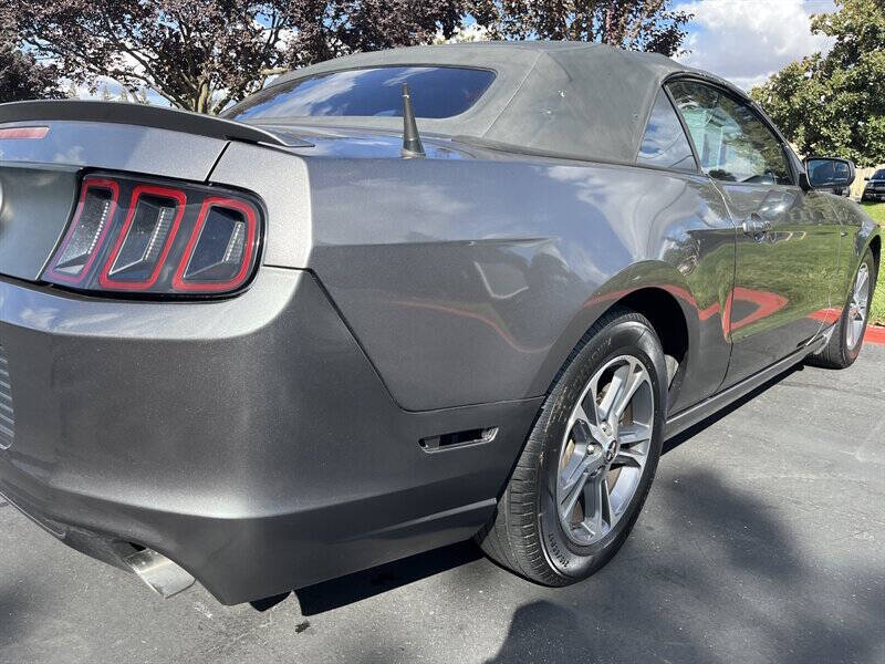 2014 Ford Mustang V6