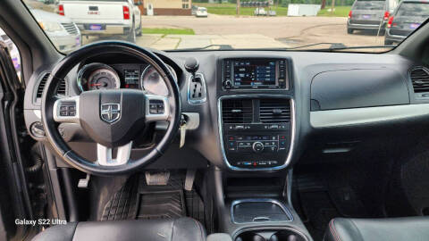 2015 Dodge Grand Caravan R/T